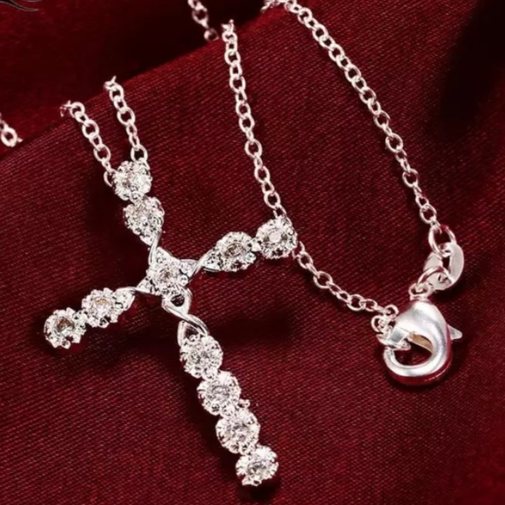 Cross choker 3 for $15